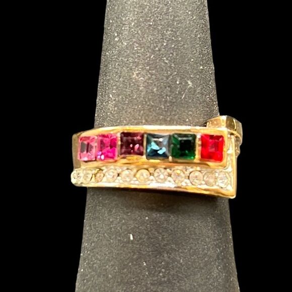 Crystal Ring Woman’s Size 7 Multicolored Gold Tone Base Metal Channel Setting - Picture 1 of 6